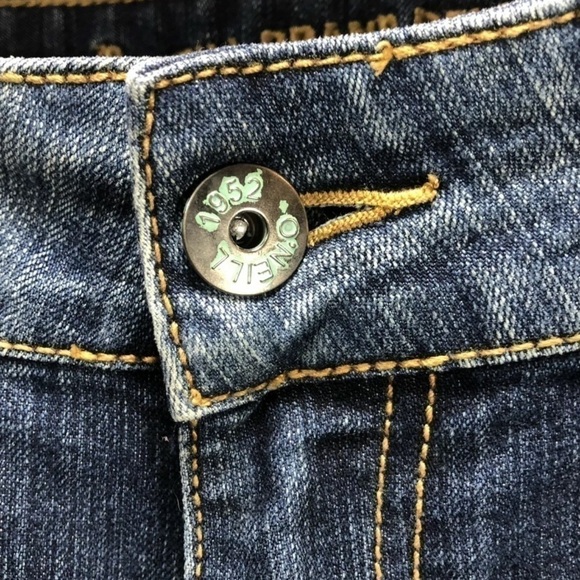 4/$35 O’Neill Brand Denim Dark Wash Flare Stretch - Picture 6 of 8